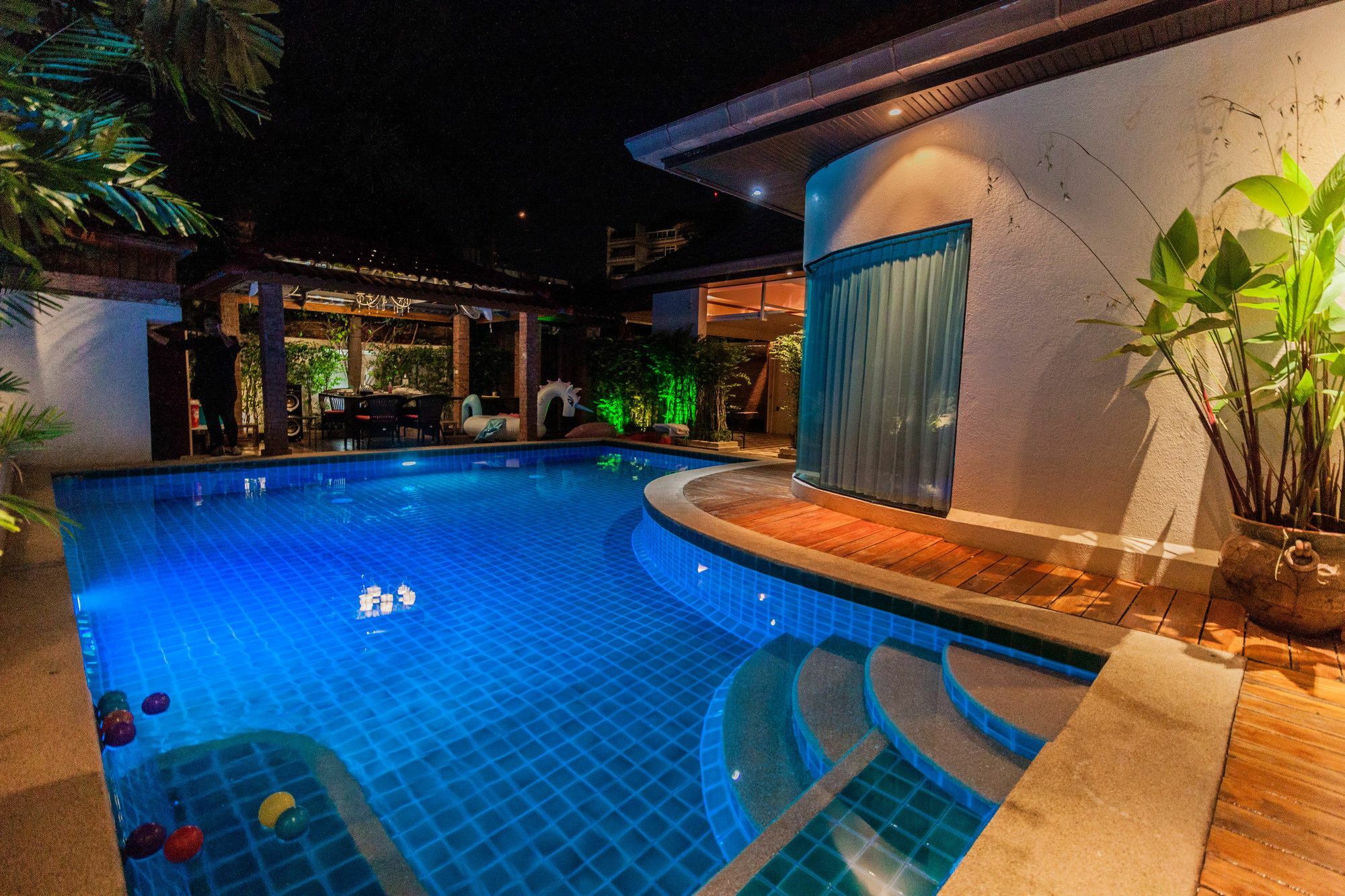 Cosy Beach Pool Villas By Pattaya Sunny Rentals Exterior foto