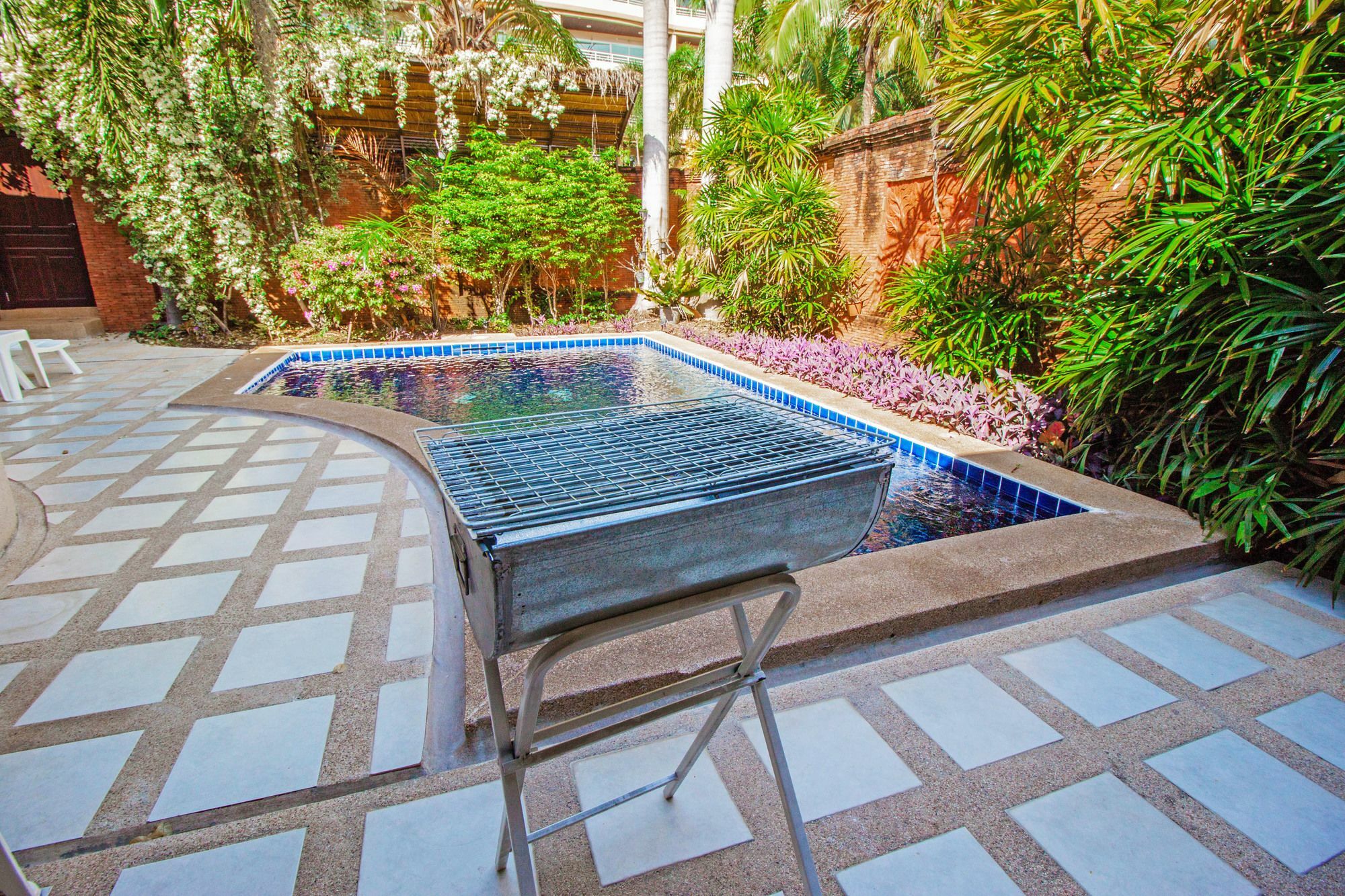Cosy Beach Pool Villas By Pattaya Sunny Rentals Exterior foto